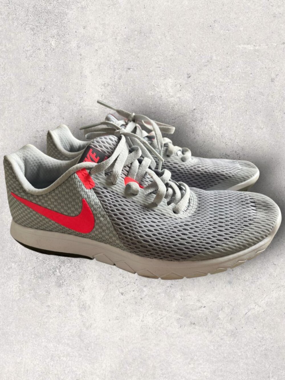 Nike Flex Experience Grey & Neon Pink Running / Training Shoes